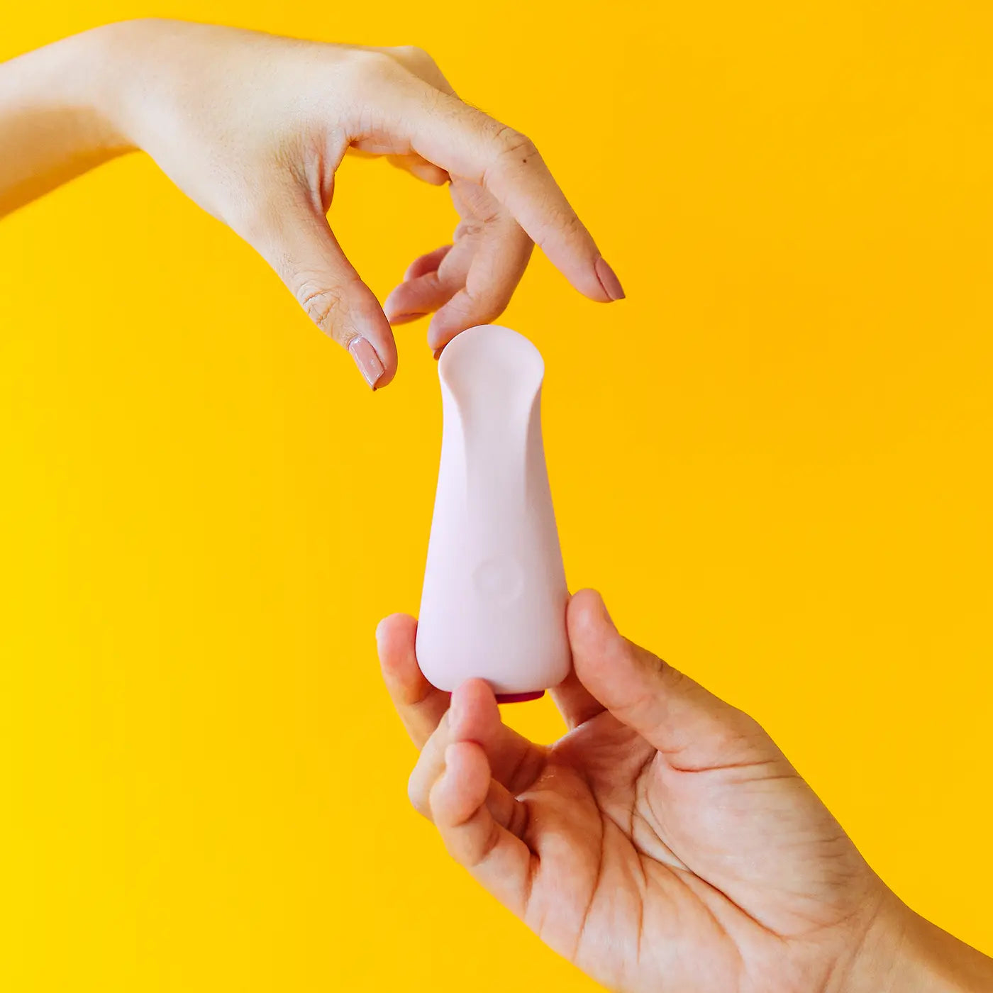 Uno Vibrator – edestä